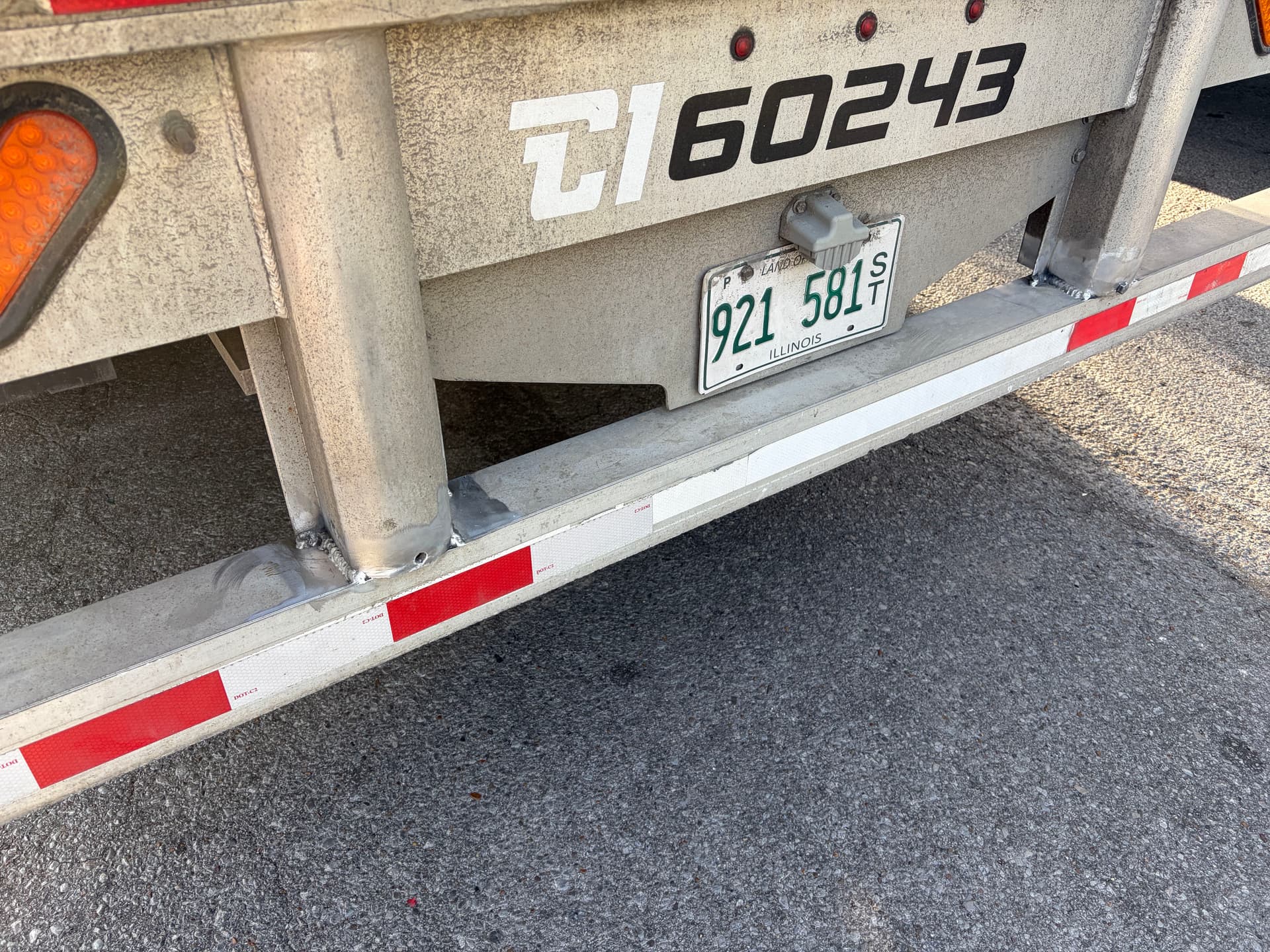 Gallery photos for Semi Trailer Bumper Repair in Murfreesboro Tennessee: Image #1
