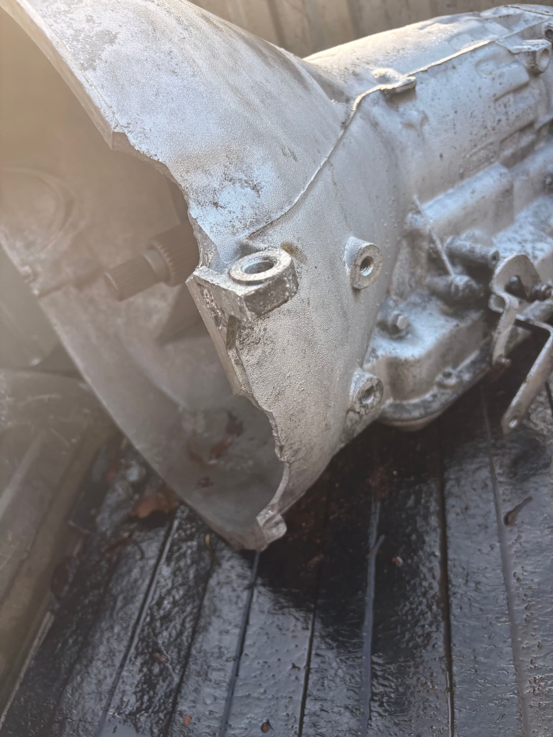 Gallery photos for Cracked Aluminum Transmission Casing Repaired in Under 24 Hours: Image #2