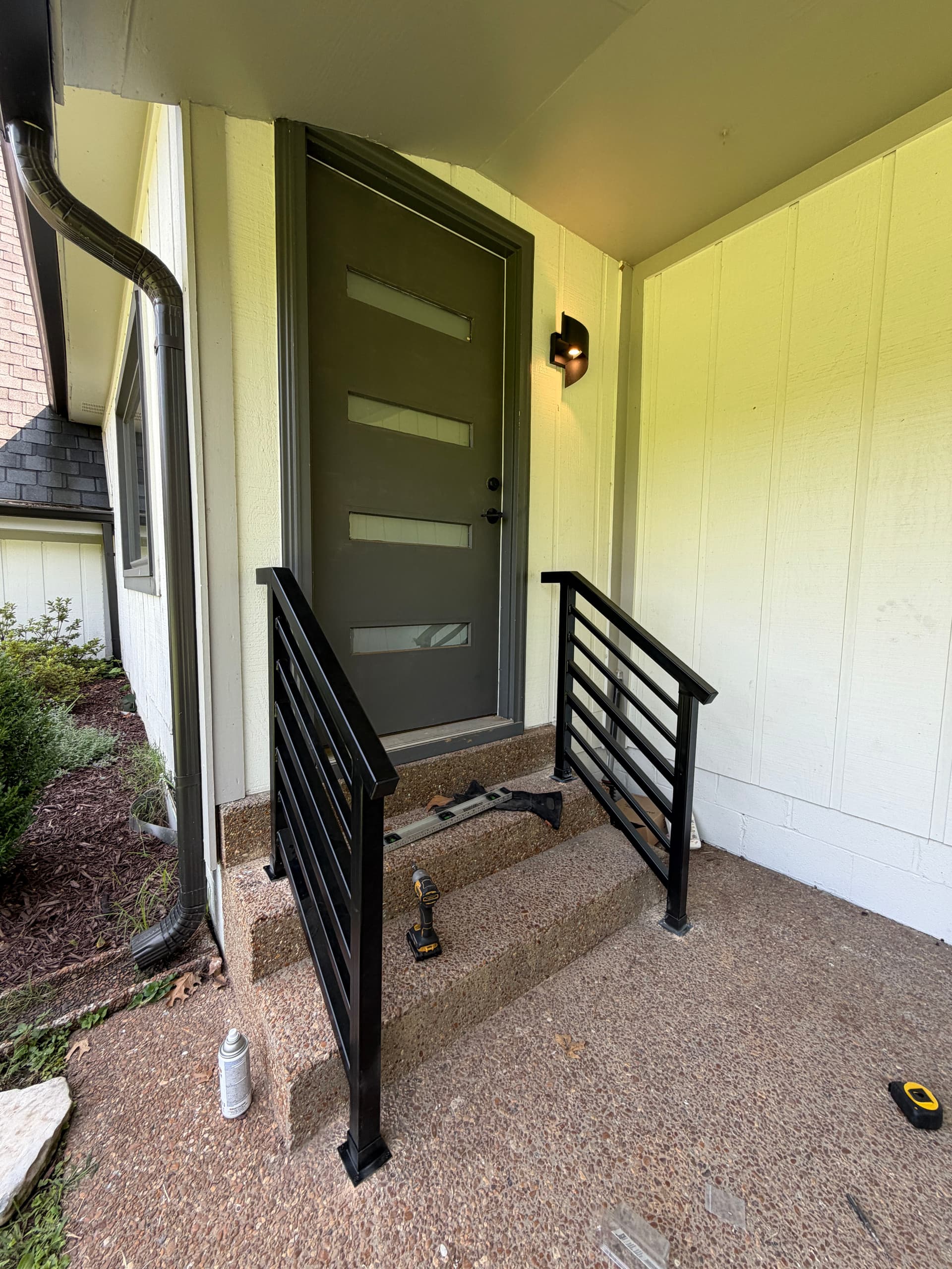 Gallery photos for Custom Fabricated Handrails Installed at Brentwood Home: Image #2
