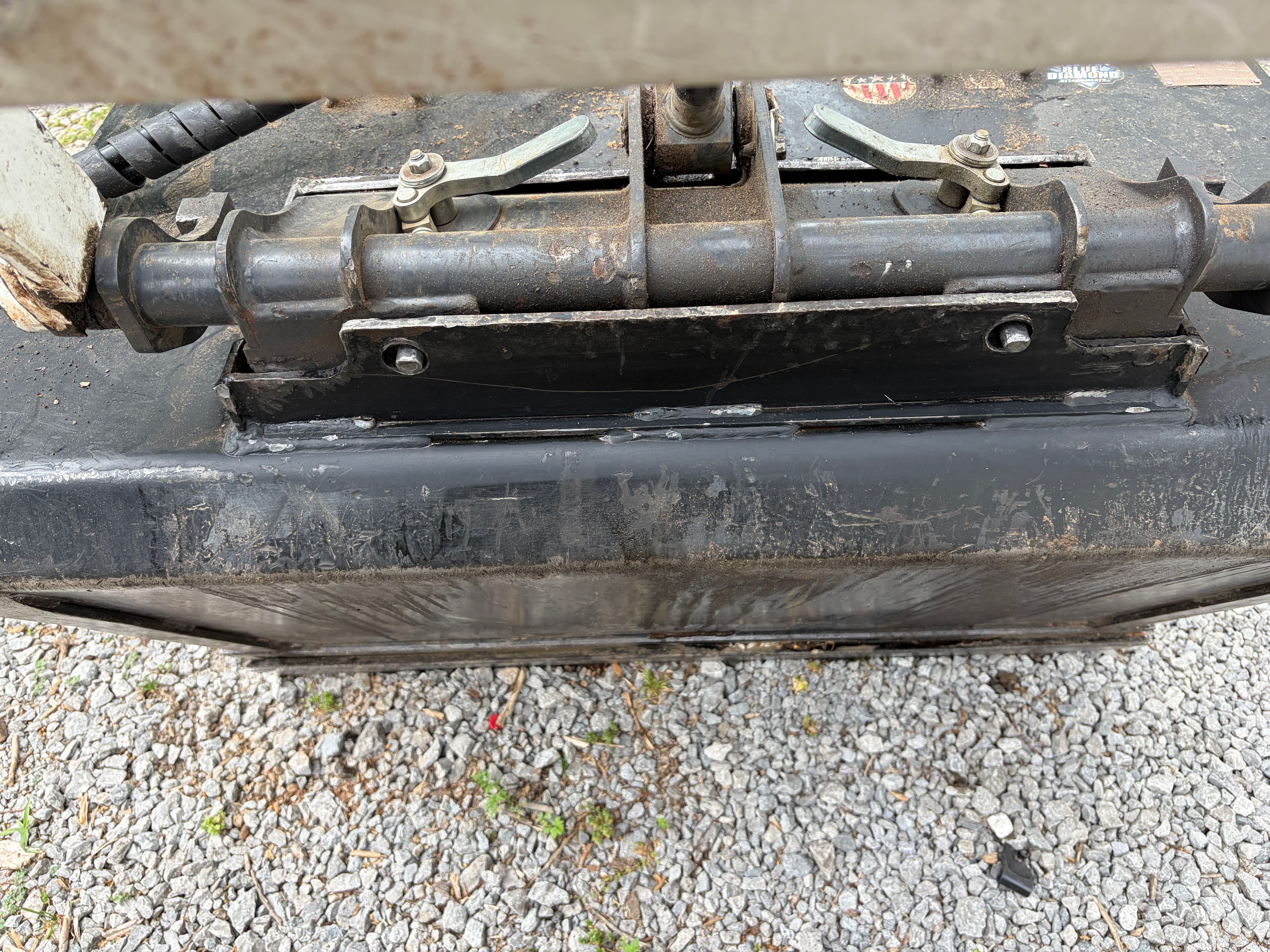 Project Nashville Grappler Repair Gets a Tree Service Back to Work image