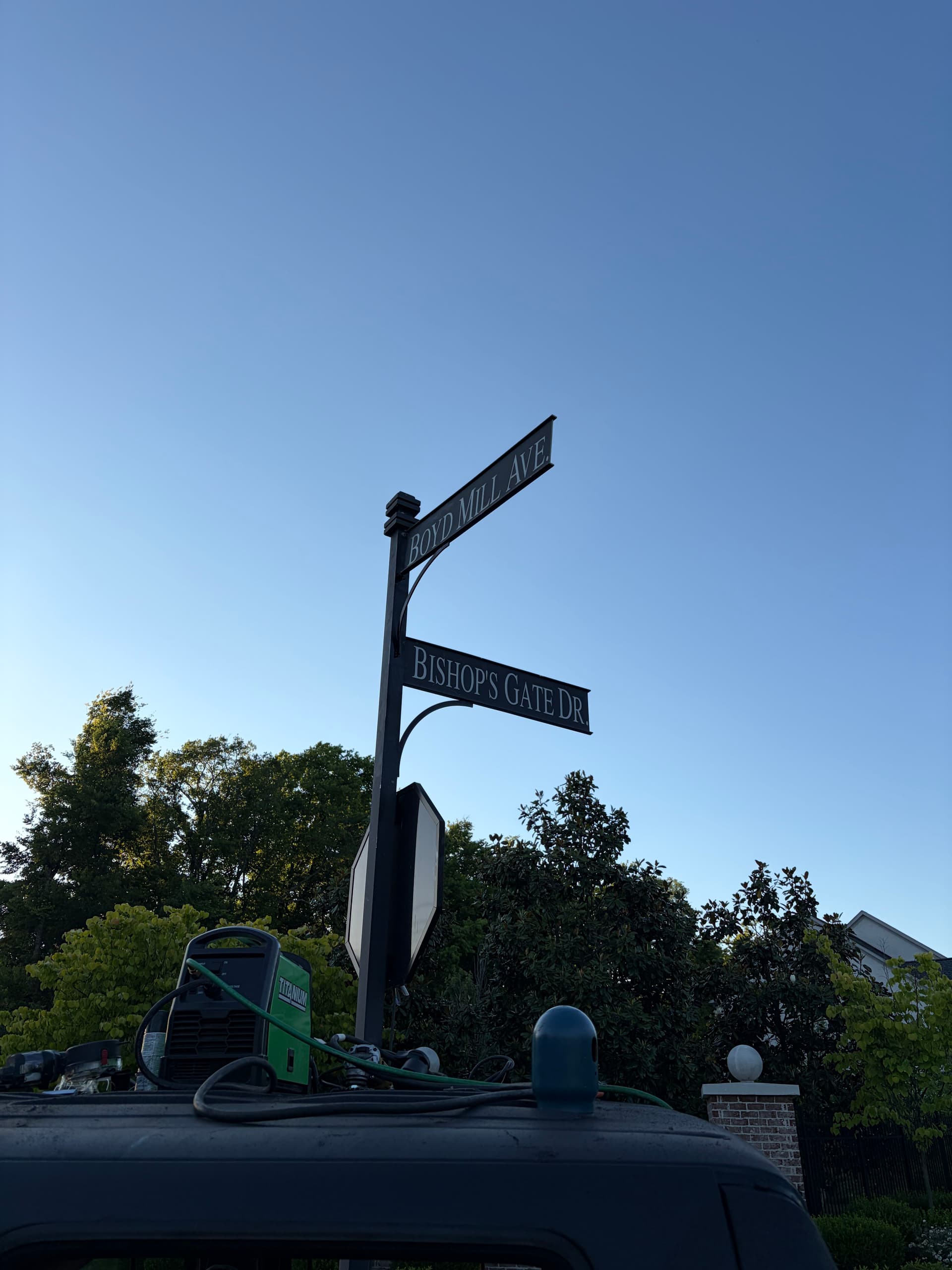 Gallery photos for Street Sign Repair for a Franklin HOA: Image #1