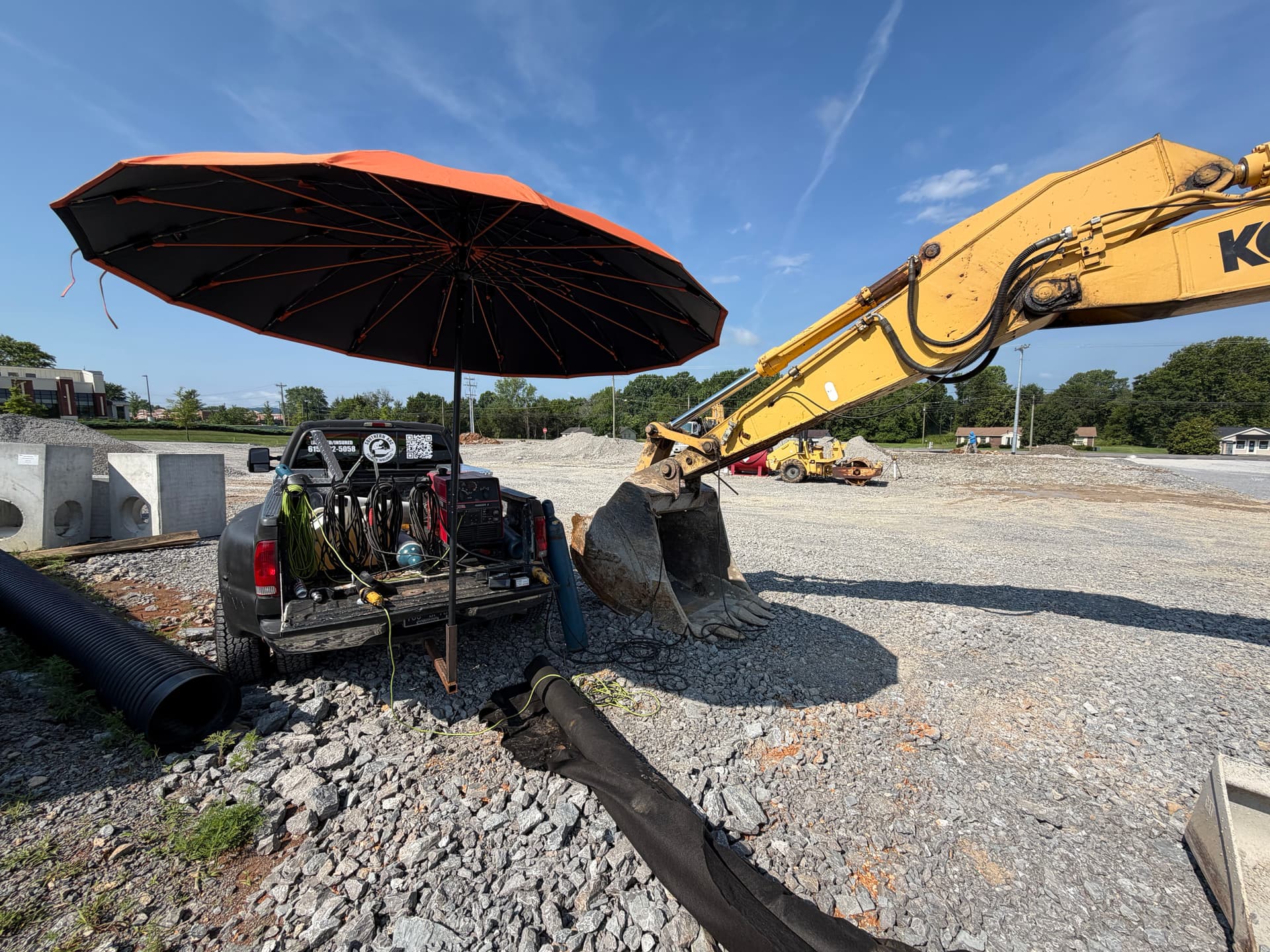 Gallery photos for Excavator Bucket Crack Repair Completed On-Site in Nolensville: Image #1