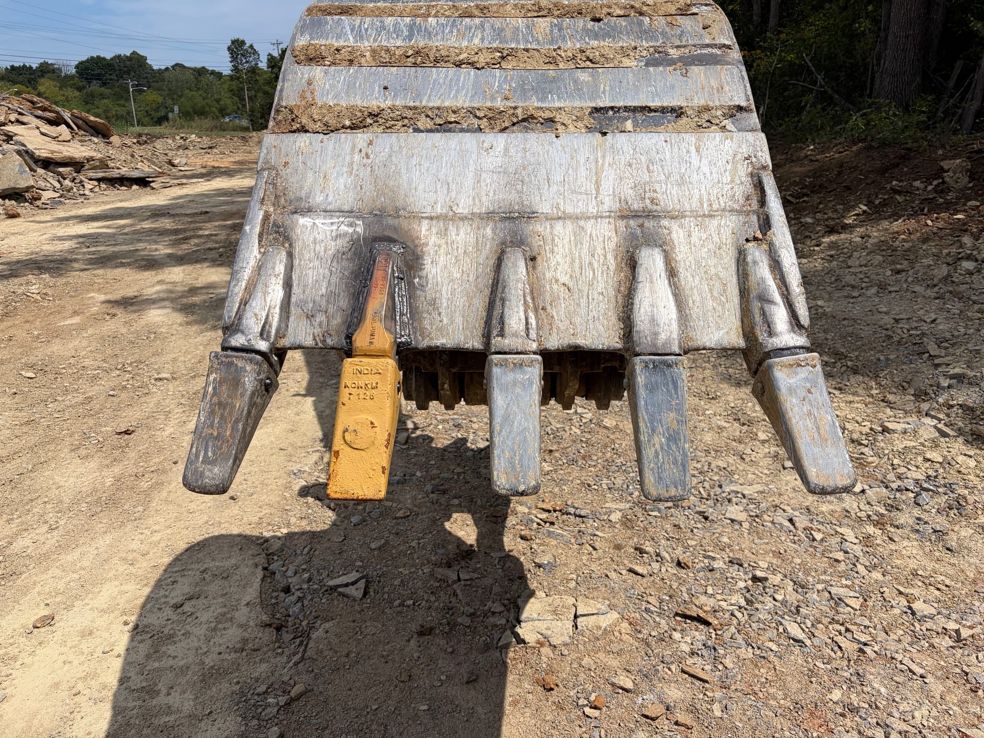 Gallery photos for Excavator Bucket Tooth and Shank Repair in Shelbyville TN: Image #2