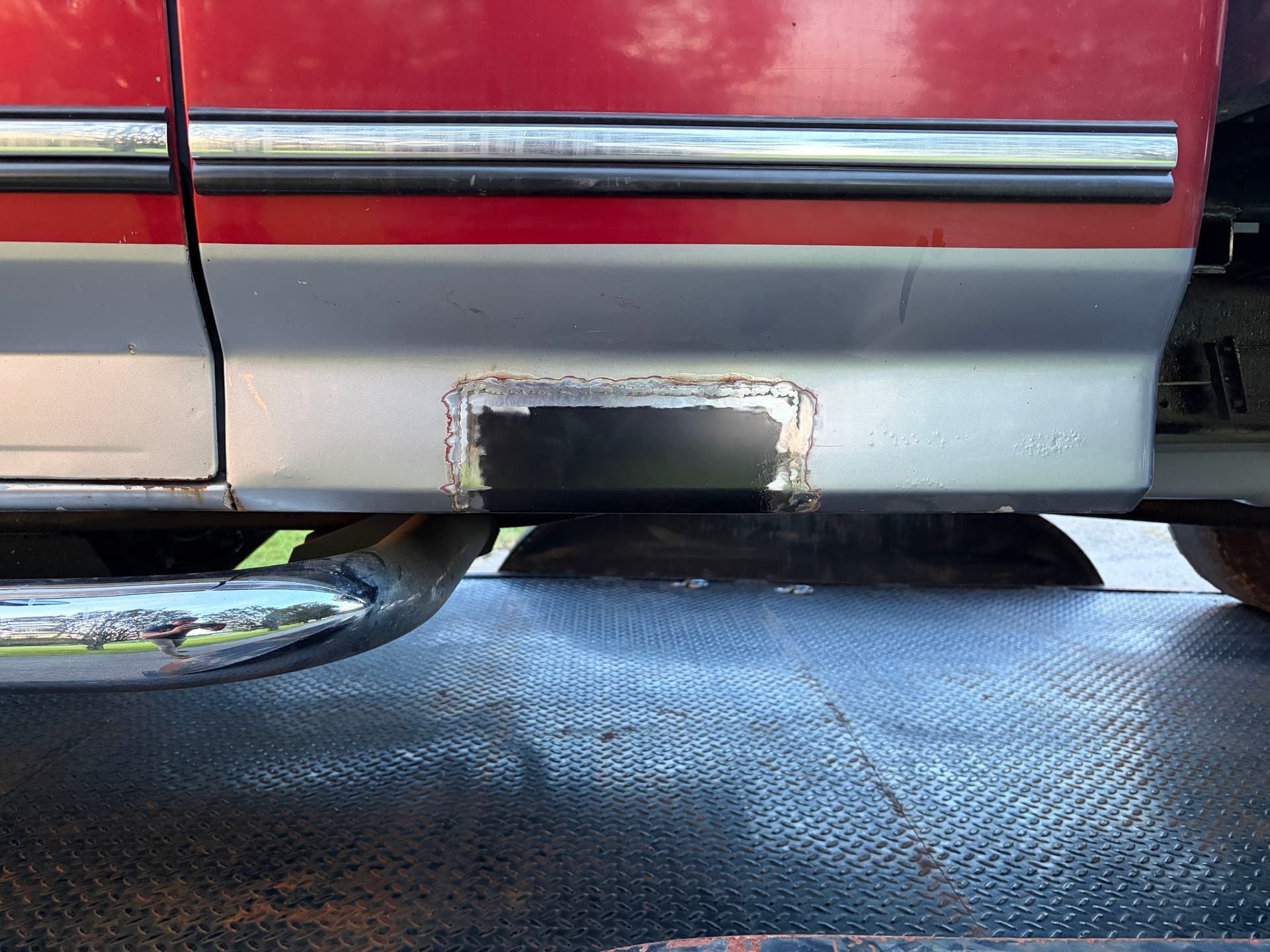Gallery photos for Custom Aluminum Flatbed Build and Body Repair on a Ford Pickup: Image #1