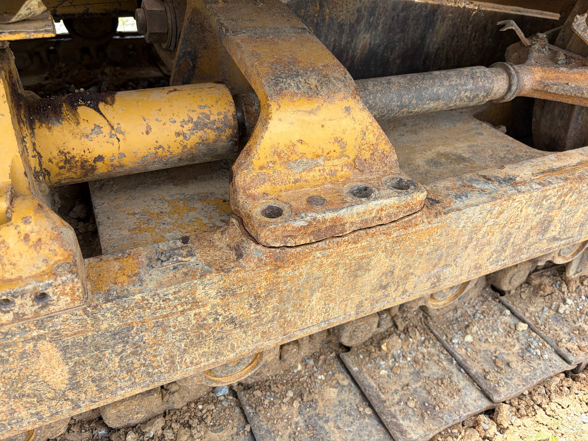 Gallery photos for CAT D5 Dozer Track Frame Repair in Nolensville: Image #2