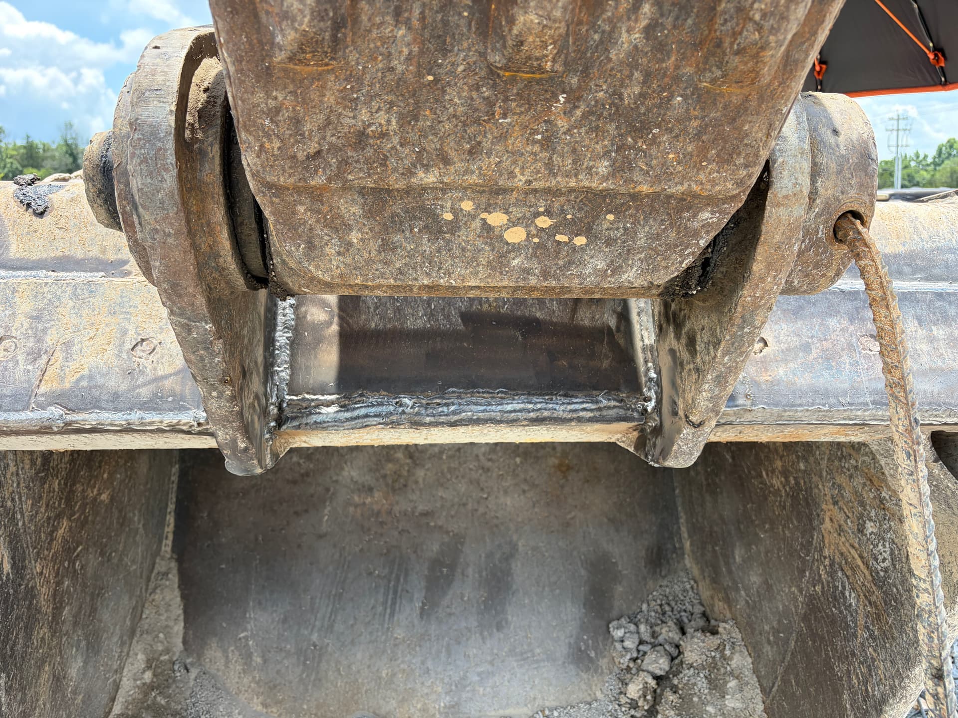 Gallery photos for Excavator Bucket Crack Repair Completed On-Site in Nolensville: Image #6