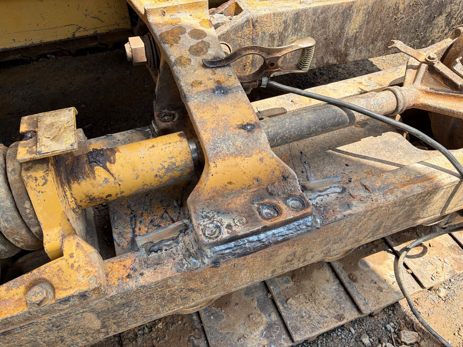 Gallery photos for CAT D5 Dozer Track Frame Repair in Nolensville: Image #5
