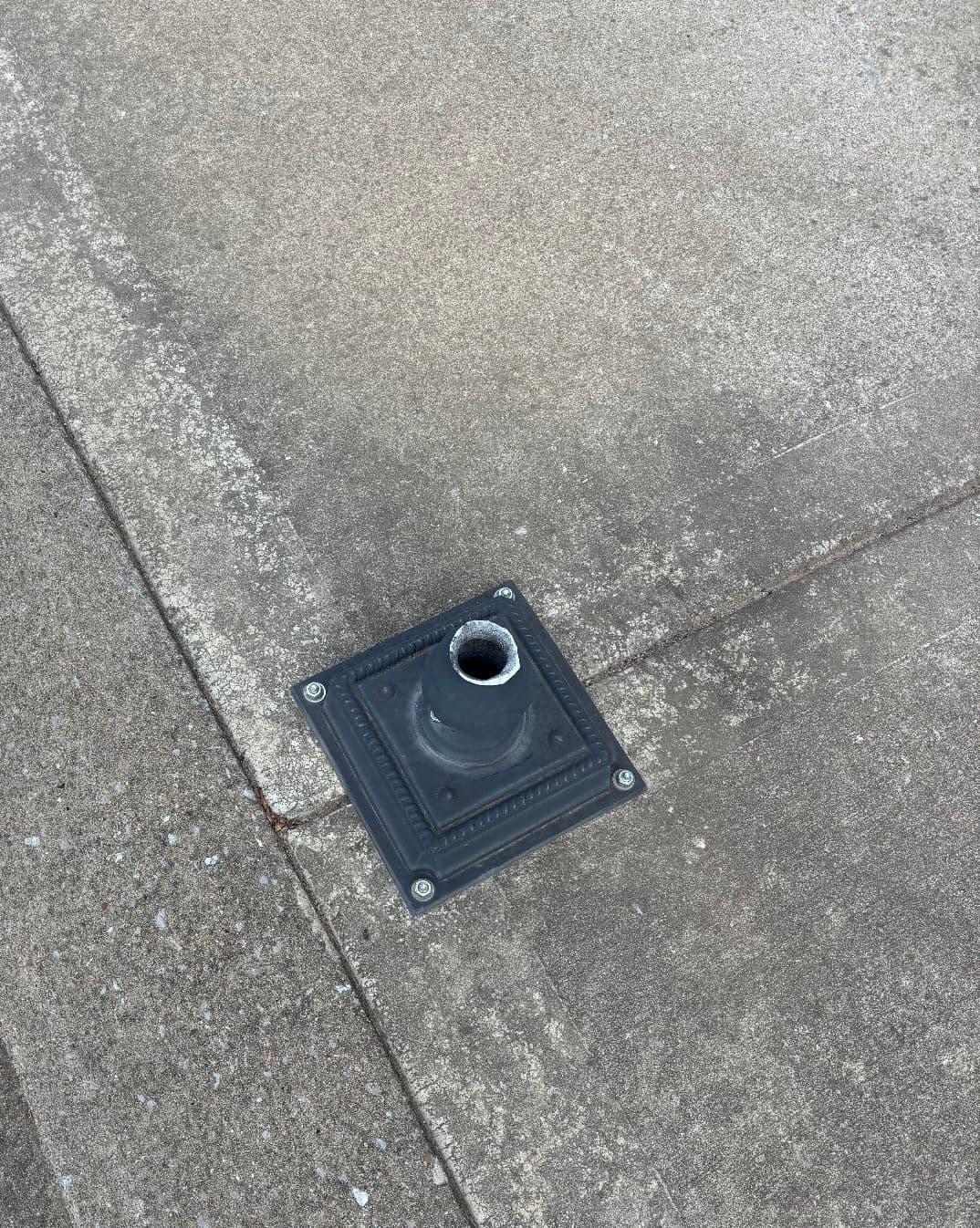 Gallery photos for Emergency Aluminum Mailbox Post Repair in Murfreesboro TN: Image #1