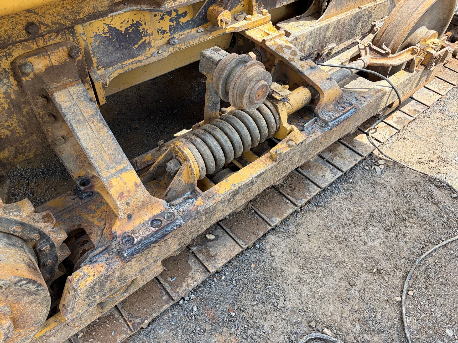 Gallery photos for CAT D5 Dozer Track Frame Repair in Nolensville: Image #3